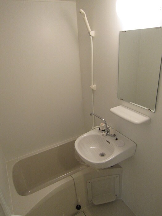 物件内観写真9　(バス／シャワールーム等)