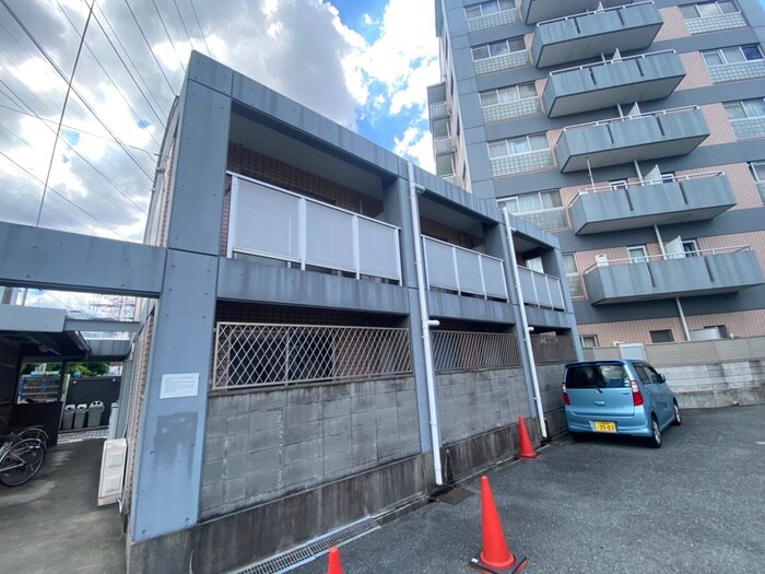 物件外観写真3　(外観写真)