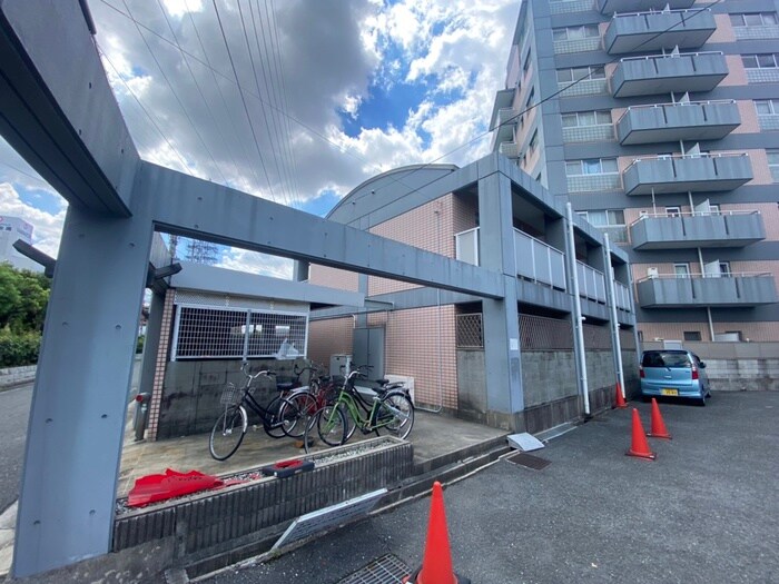 物件外観写真6　(外観写真)