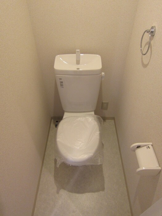 物件内観写真10　(トイレ)