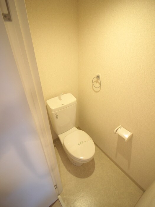 物件内観写真13　(トイレ)