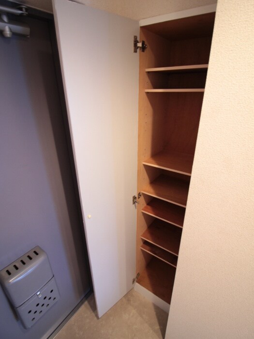 物件内観写真15　(靴箱)