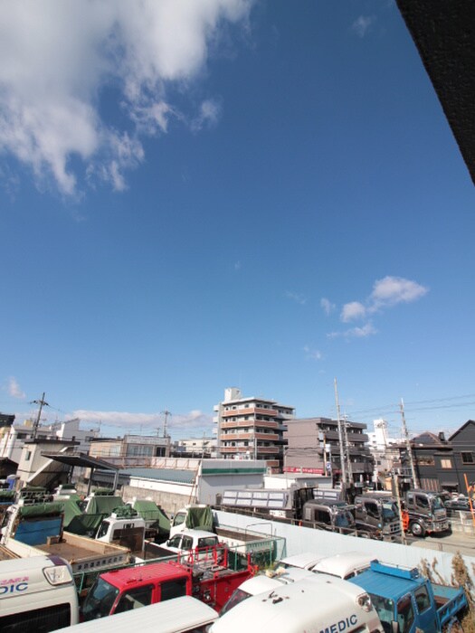 物件内観写真17　(室内からの展望)