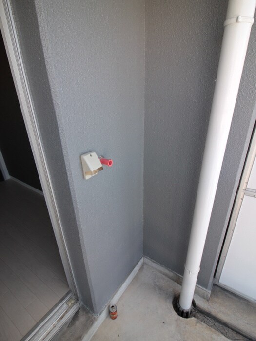 物件内観写真18　(洗濯機置場)