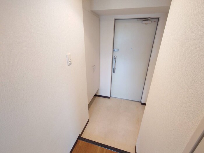 物件内観写真19　(玄関)