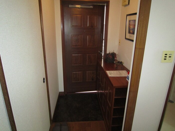 ラビアンヌエスポワ－ルの玄関