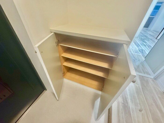 物件内観写真12　(靴箱)