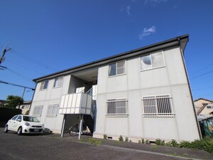 ナガサワハイツ外観写真