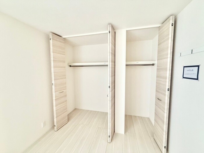 物件内観写真13　(収納)