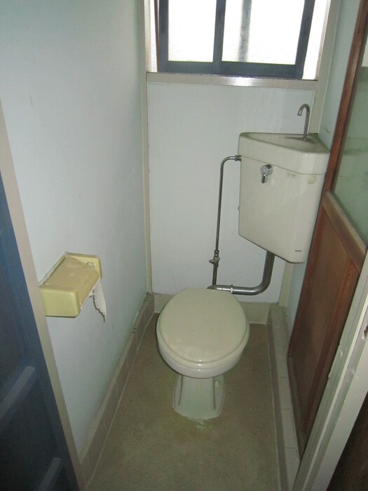 物件内観写真14　(トイレ)