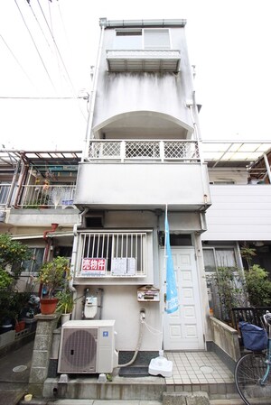 東五百住町２丁目テラスハウス外観写真