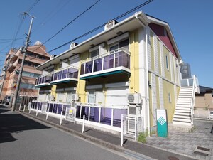 ｳｴｽﾄｻｲﾄﾞﾋﾞﾚｯｼﾞ外観写真