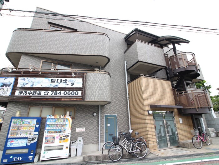 物件外観写真2　(外観写真)