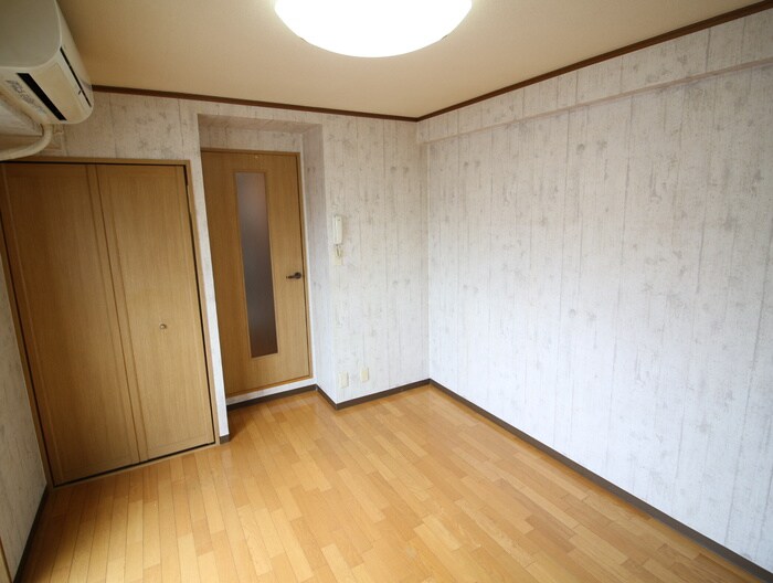 物件内観写真16　(居室)