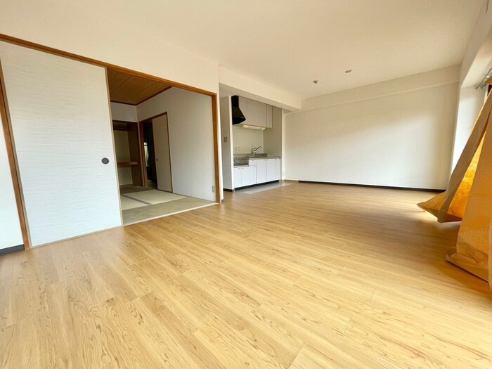 物件内観写真7　(居室)