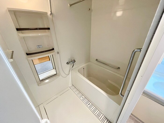 物件内観写真12　(バス／シャワールーム等)