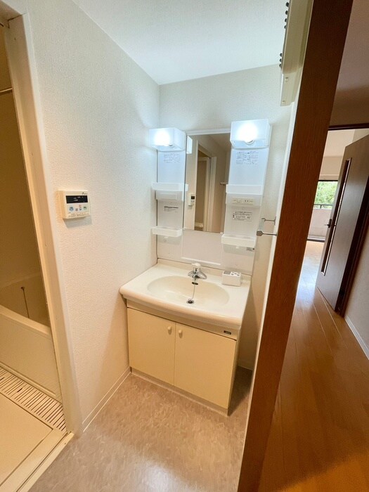 物件内観写真14　(洗面)