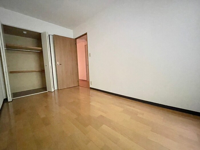 物件内観写真18　(居室)