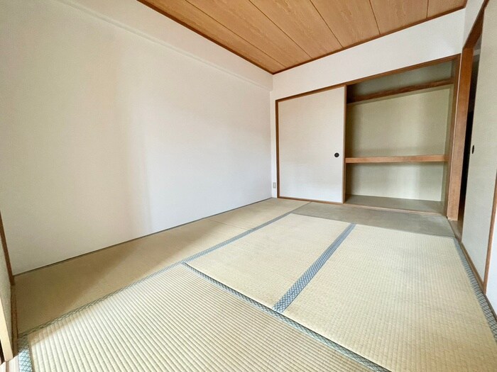 物件内観写真19　(居室)