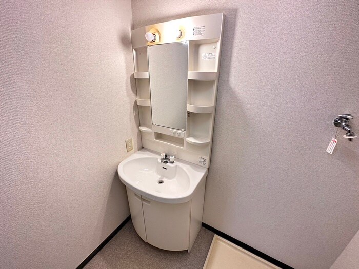 物件内観写真14　(洗面)