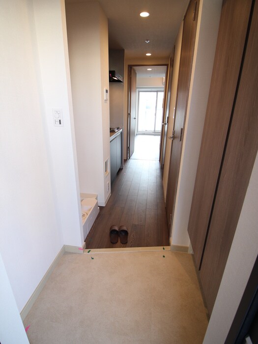 物件内観写真7　(玄関)