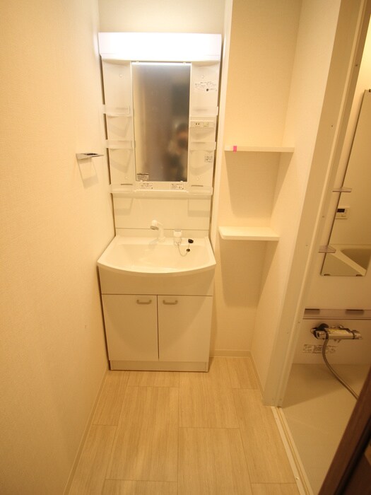 物件内観写真10　(洗面)