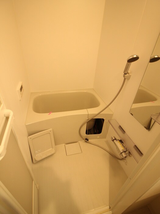 物件内観写真12　(バス／シャワールーム等)