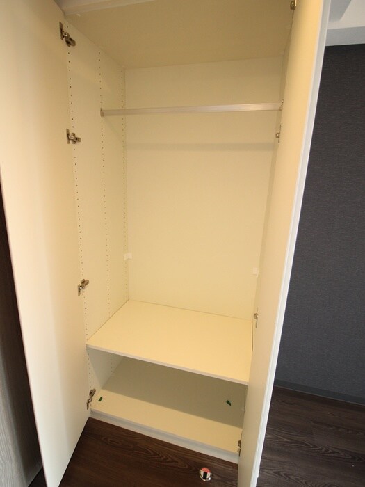 物件内観写真15　(収納)