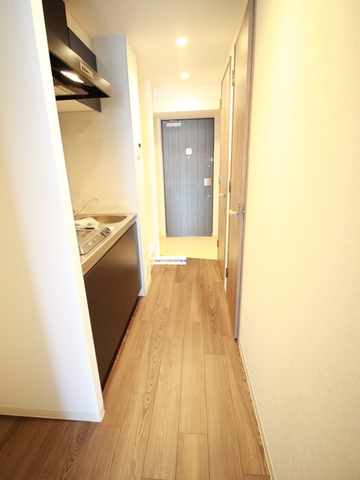 物件内観写真18　(廊下)