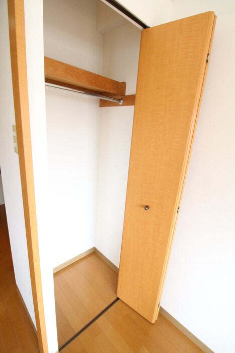 物件内観写真13　(収納)