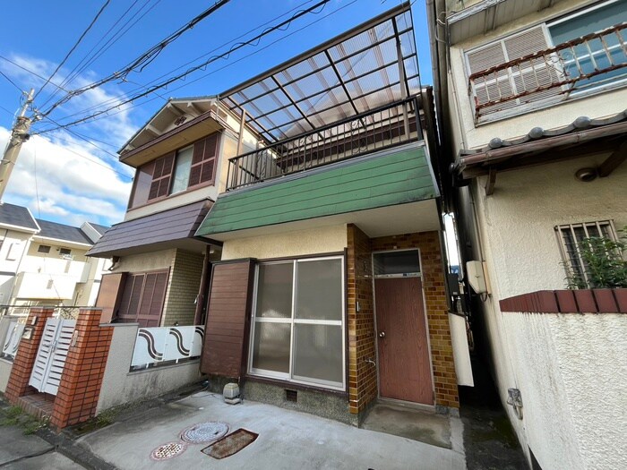 物件外観写真1　(外観写真)