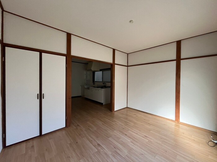 物件内観写真8　(居室)