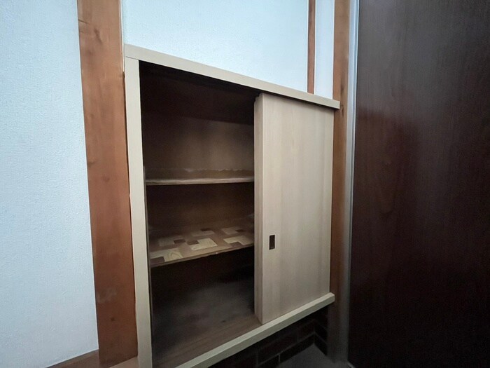 物件内観写真18　(靴箱)