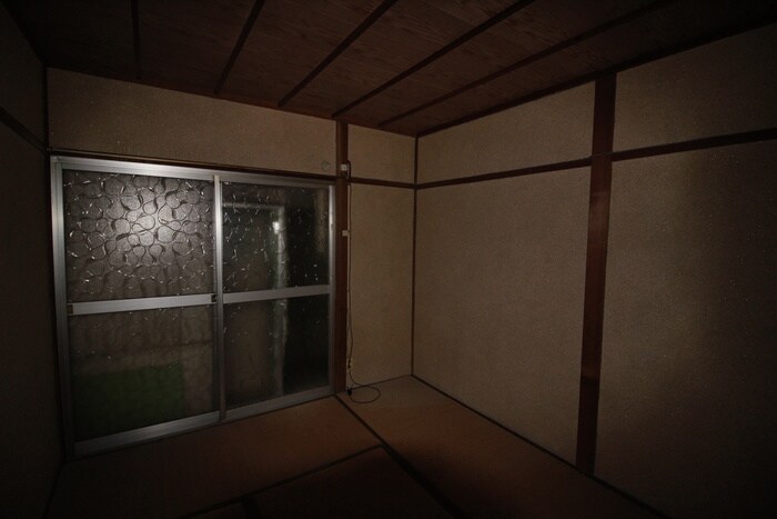 物件内観写真3　(居室)