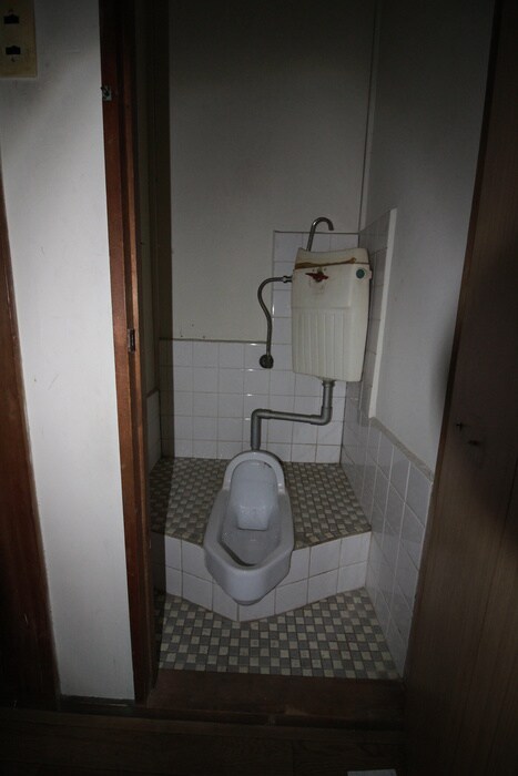 物件内観写真8　(トイレ)