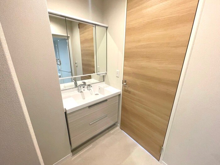 物件内観写真12　(洗面)