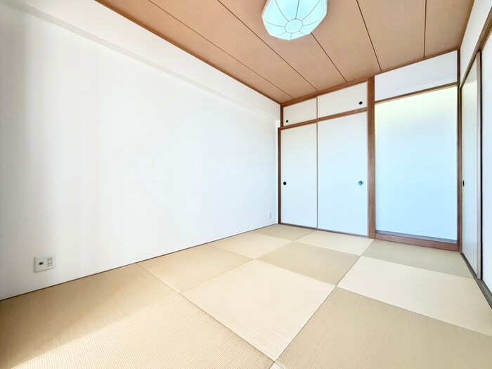 物件内観写真11　(居室)