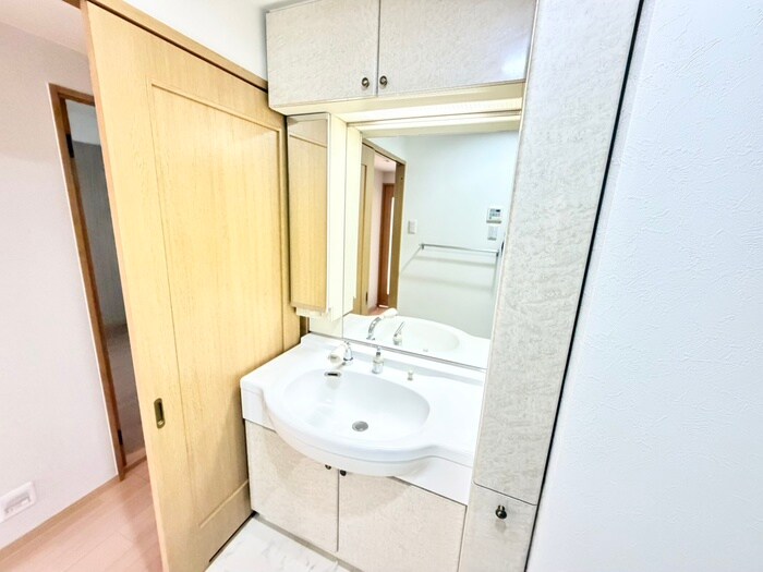 物件内観写真16　(洗面)