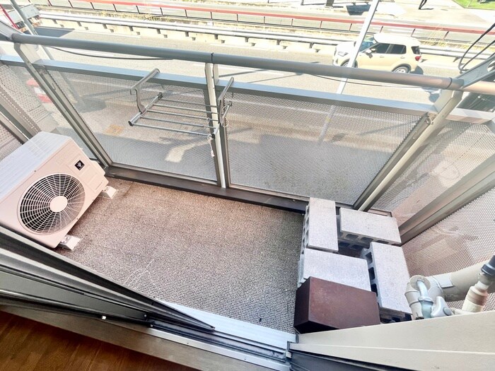 物件内観写真13　(ベランダ・バルコニー)