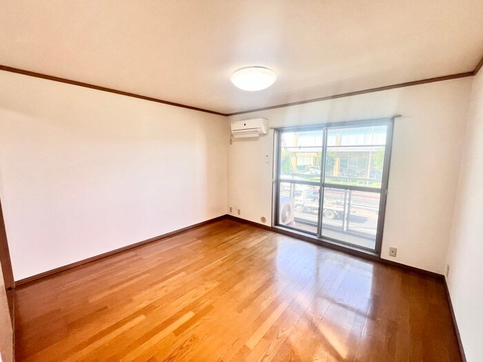 物件内観写真16　(居室)