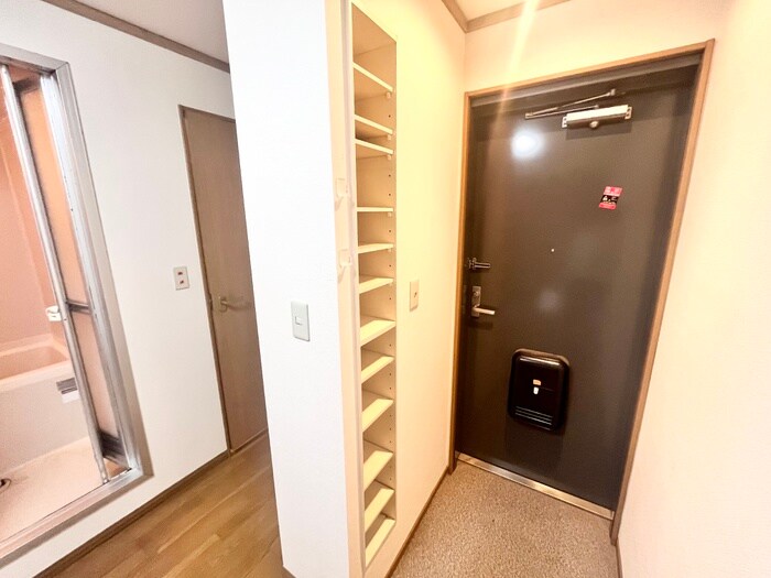 物件内観写真20　(靴箱)