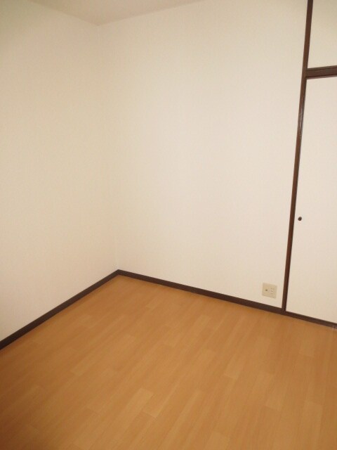 物件内観写真11　(居室)