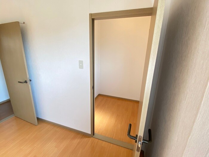 物件内観写真17　(収納)