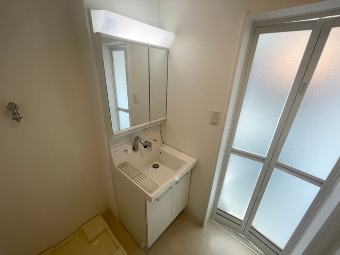 物件内観写真11　(洗面)
