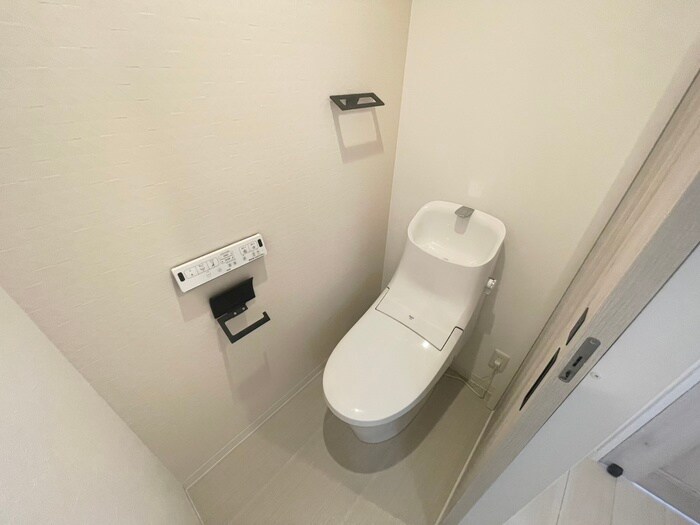 物件内観写真12　(トイレ)