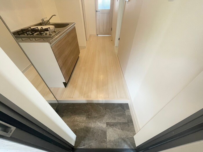 物件内観写真15　(玄関)