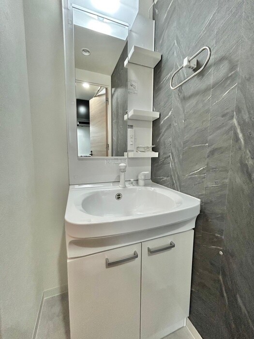 物件内観写真13　(洗面)