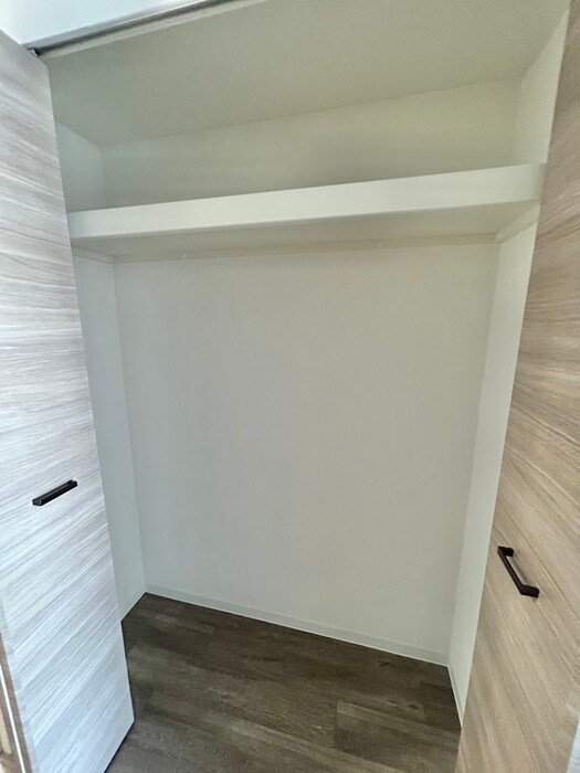 物件内観写真15　(収納)