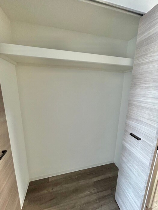 物件内観写真15　(収納)