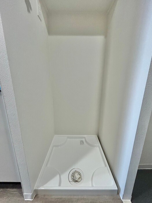 物件内観写真17　(洗濯機置場)